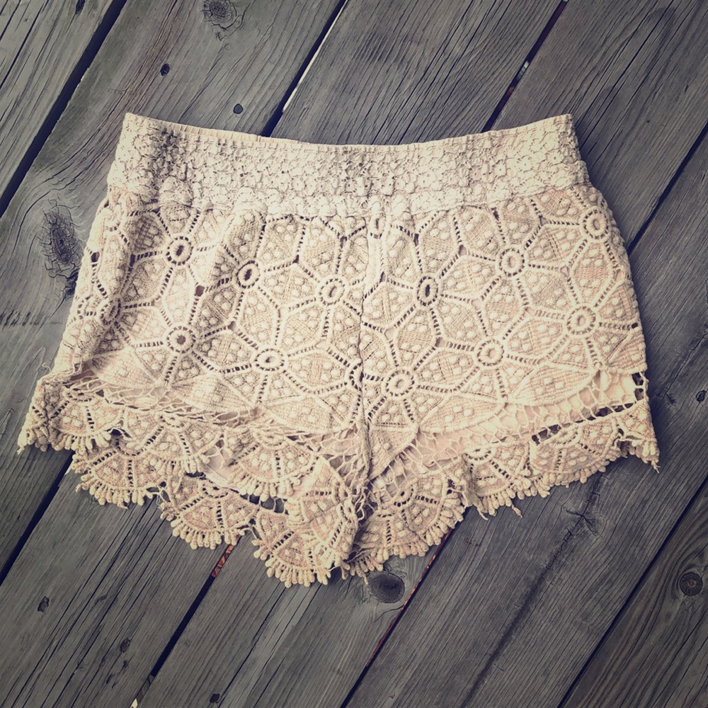 Ecote shorts